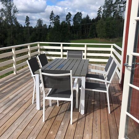 Mysig Lantlig Stuga, Nycklaroer Korsberga Экстерьер фото
