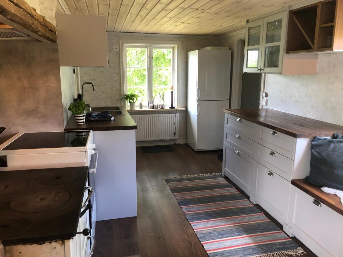 Mysig Lantlig Stuga, Nycklaroer Korsberga Экстерьер фото