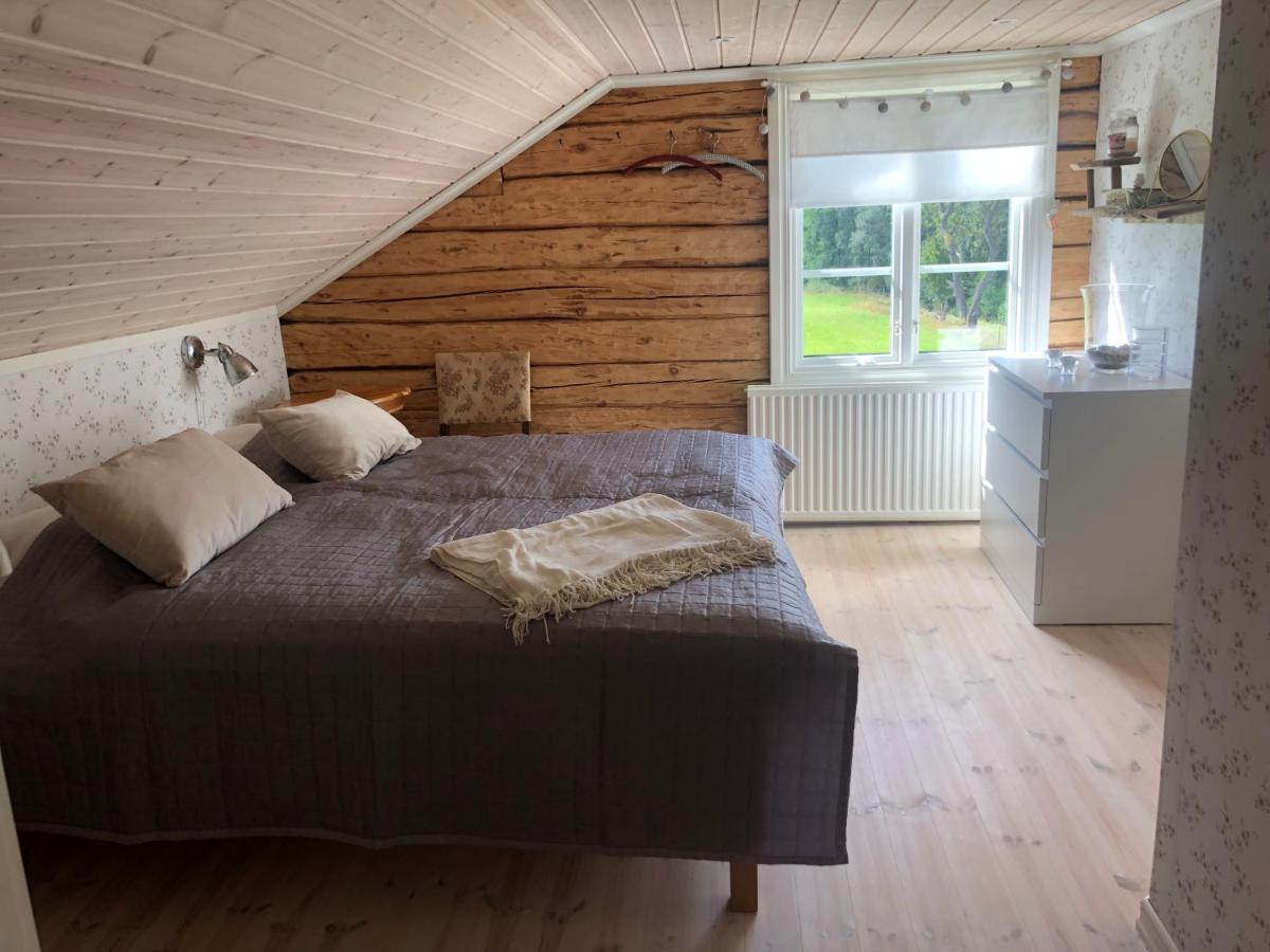 Mysig Lantlig Stuga, Nycklaroer Korsberga Экстерьер фото